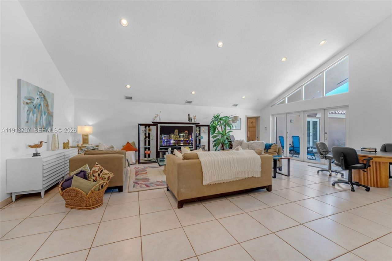 10220 SW 140th St, Miami, FL 33176 Photo