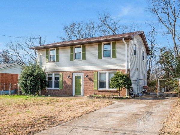 2402 Oakwood Ave, Nashville, TN 37207