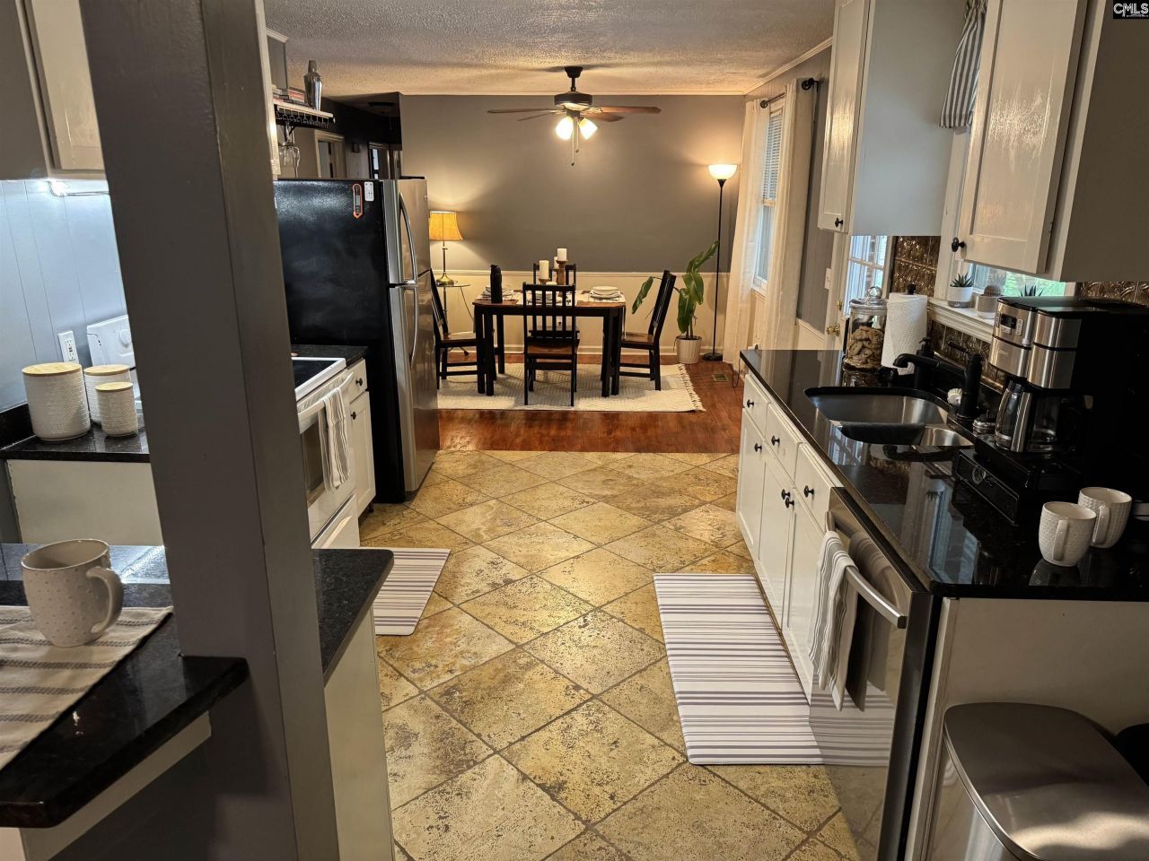 6 Riverview Court Photo 15