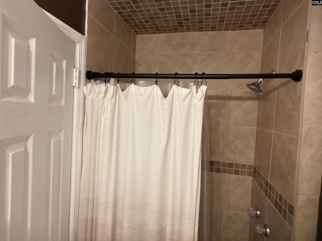 6 Riverview Court Photo 17