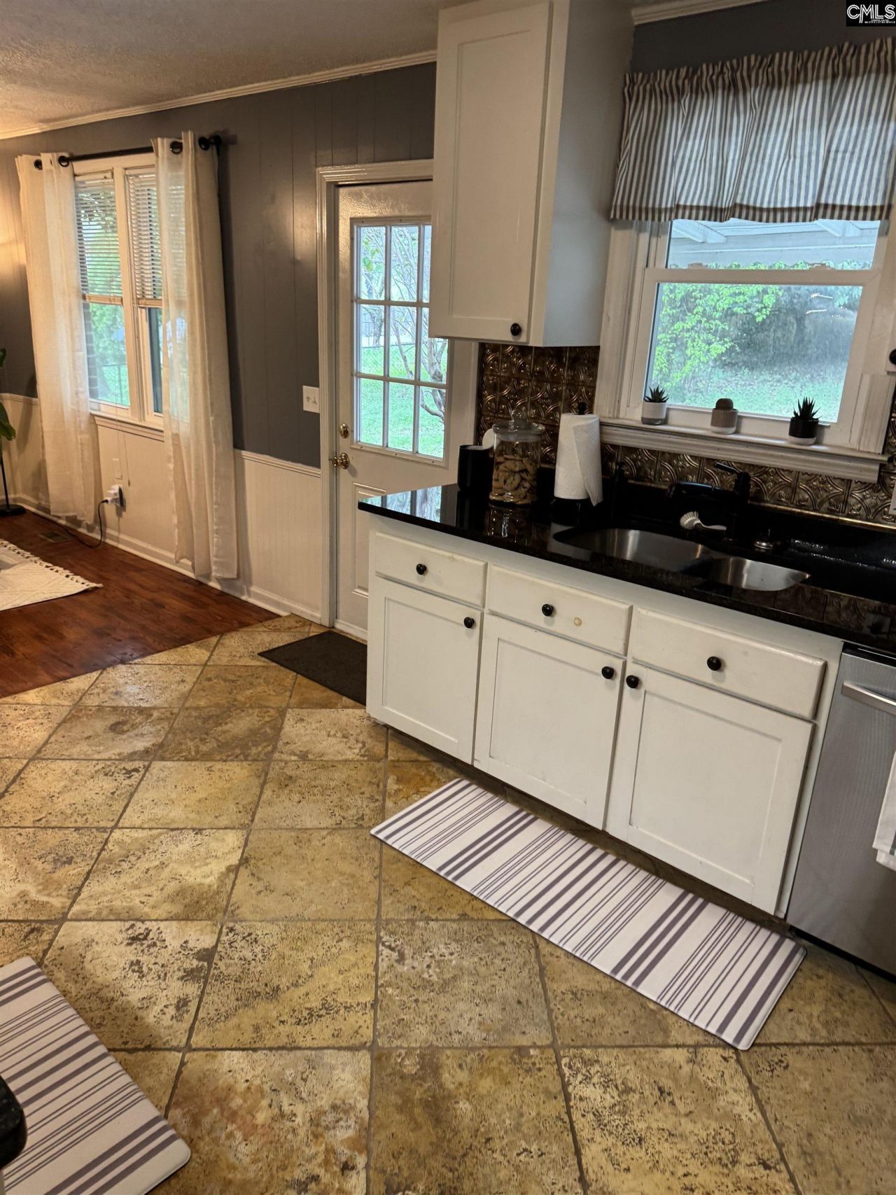 6 Riverview Court Photo 21