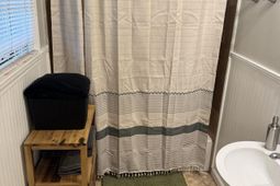 6 Riverview Court photo 4