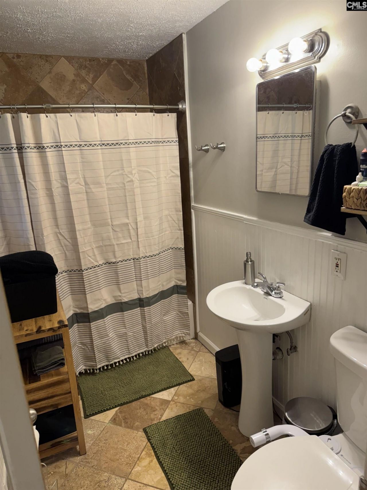 6 Riverview Court Photo 7