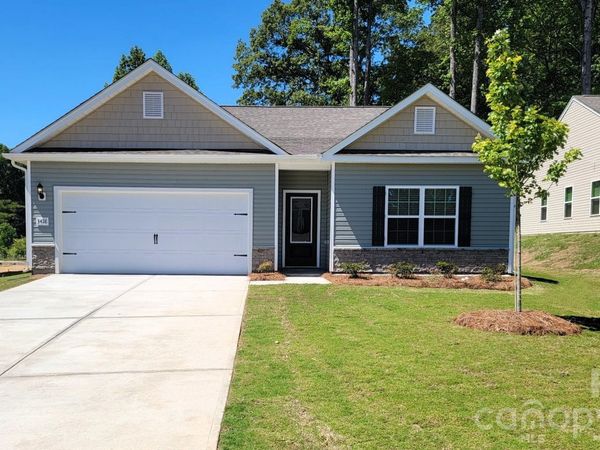 3428 Robindale Drive, Winston Salem, NC 27127