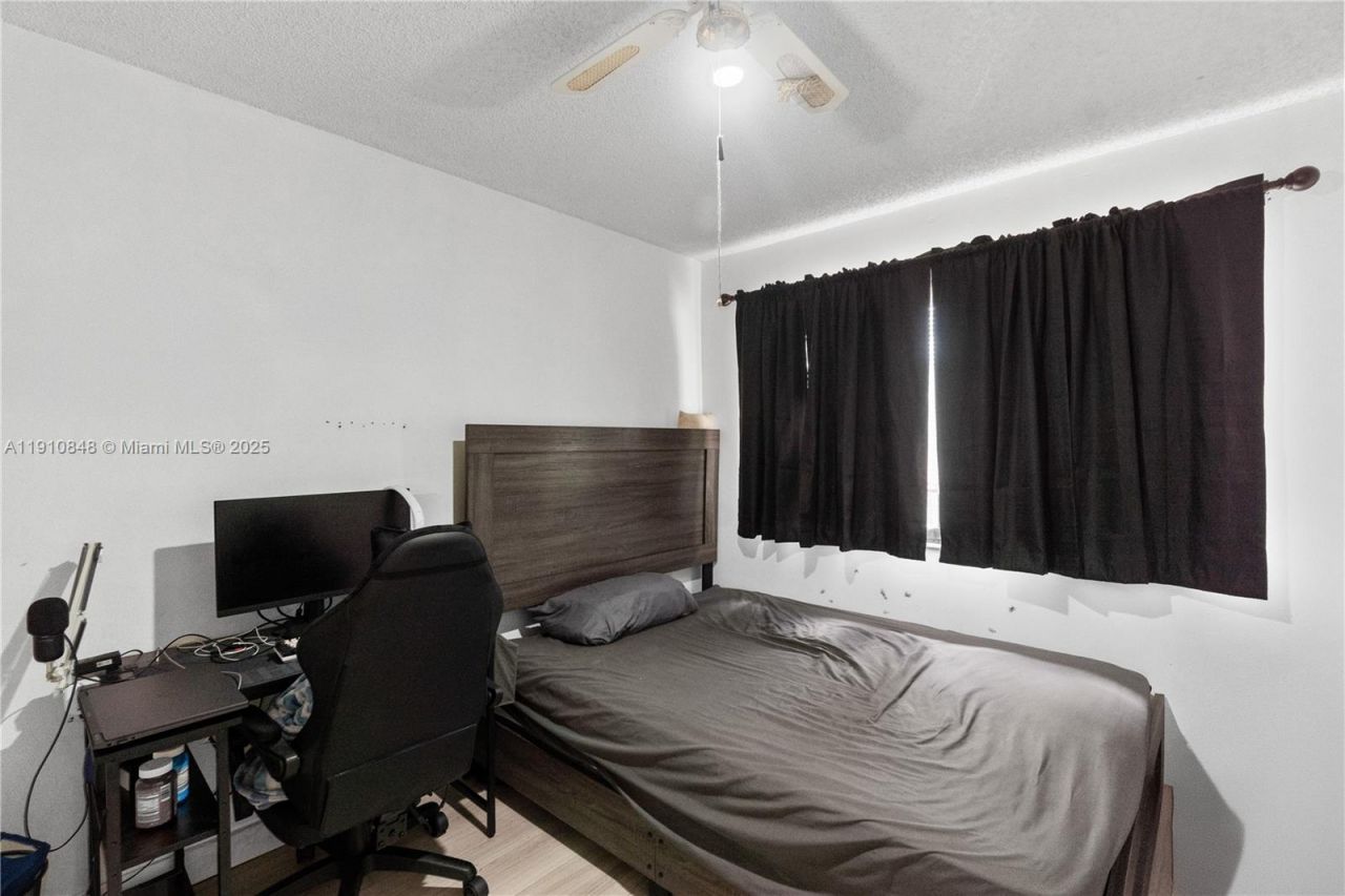 8033 NW 29 Street, Unit 8033, Sunrise, FL 33322 Photo