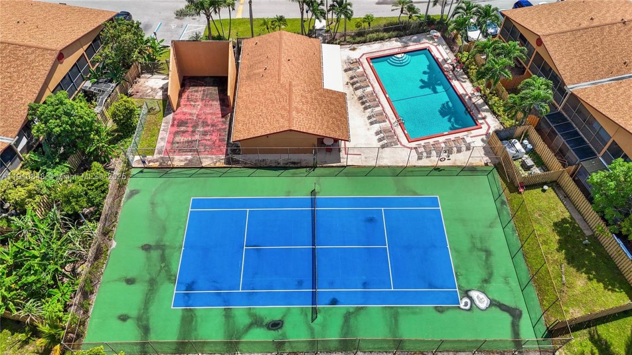 8033 NW 29 Street, Unit 8033, Sunrise, FL 33322 Photo