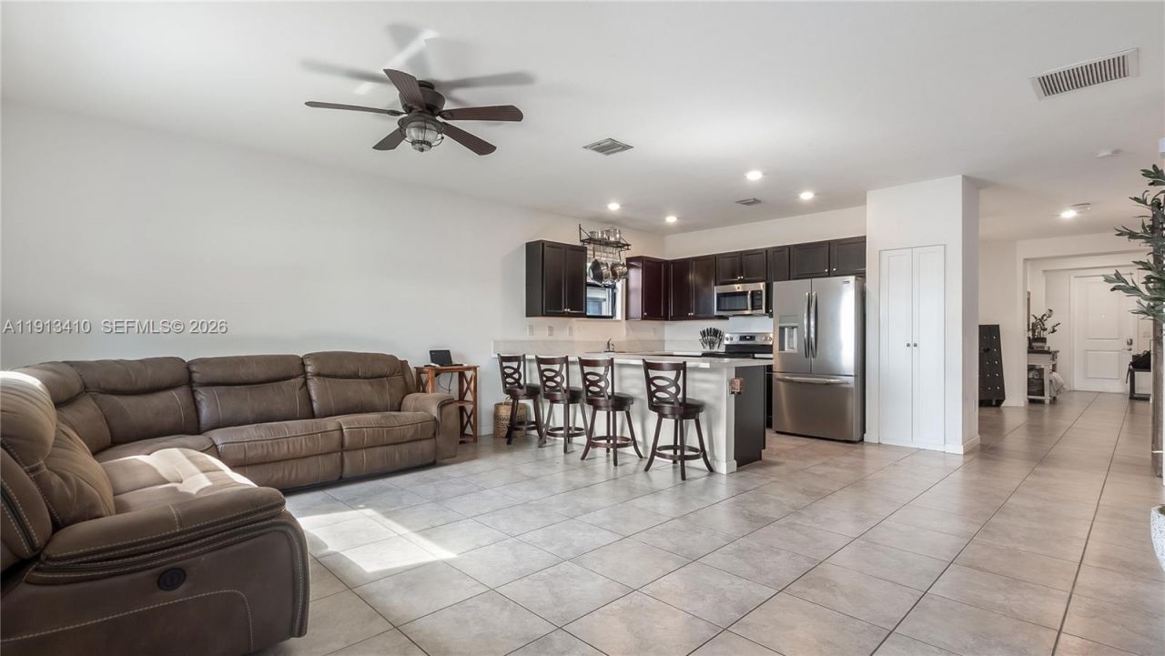 2490 SE 1st St, Homestead, FL 33033 Photo