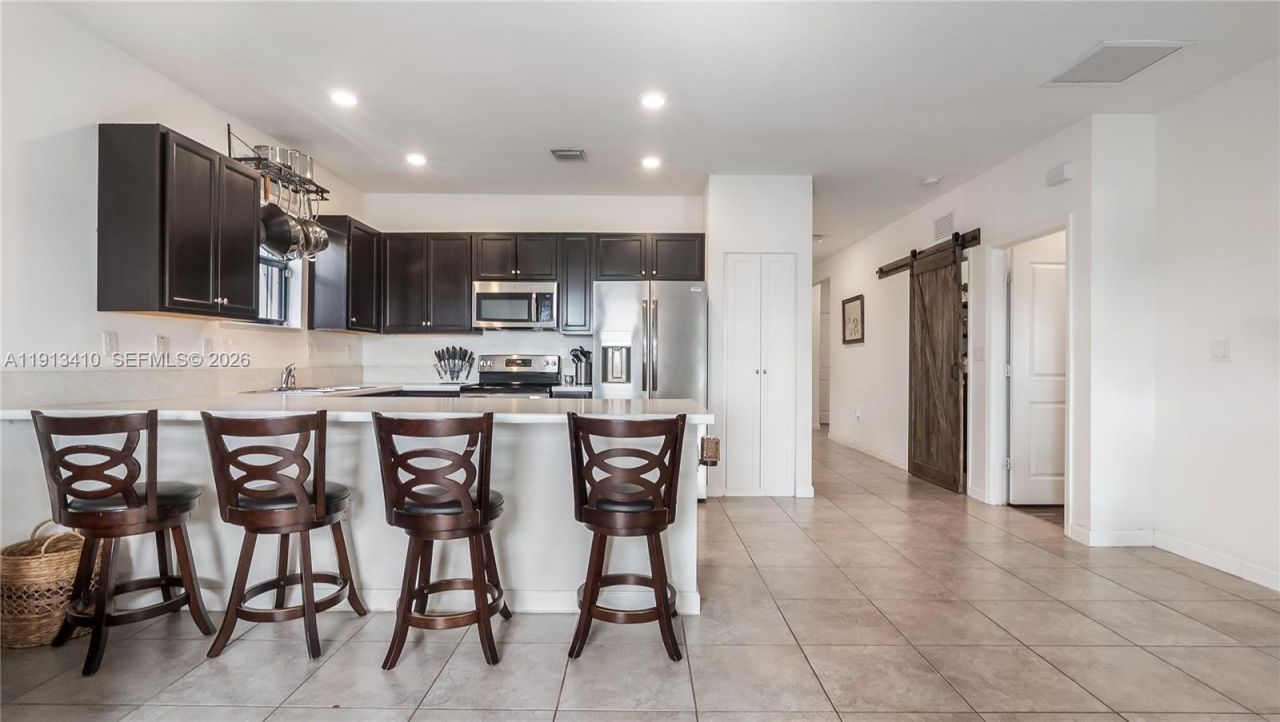 2490 SE 1st St, Homestead, FL 33033 Photo