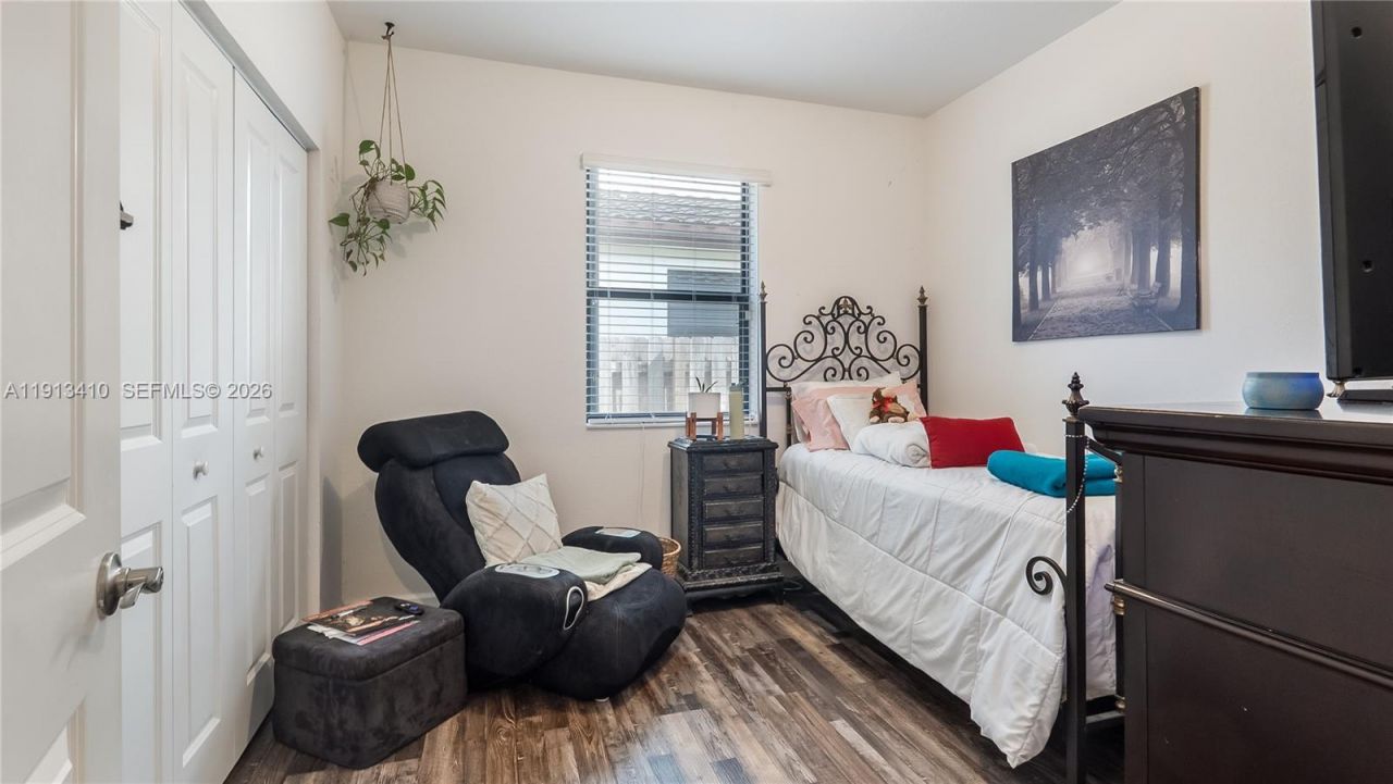 2490 SE 1st St, Homestead, FL 33033 Photo