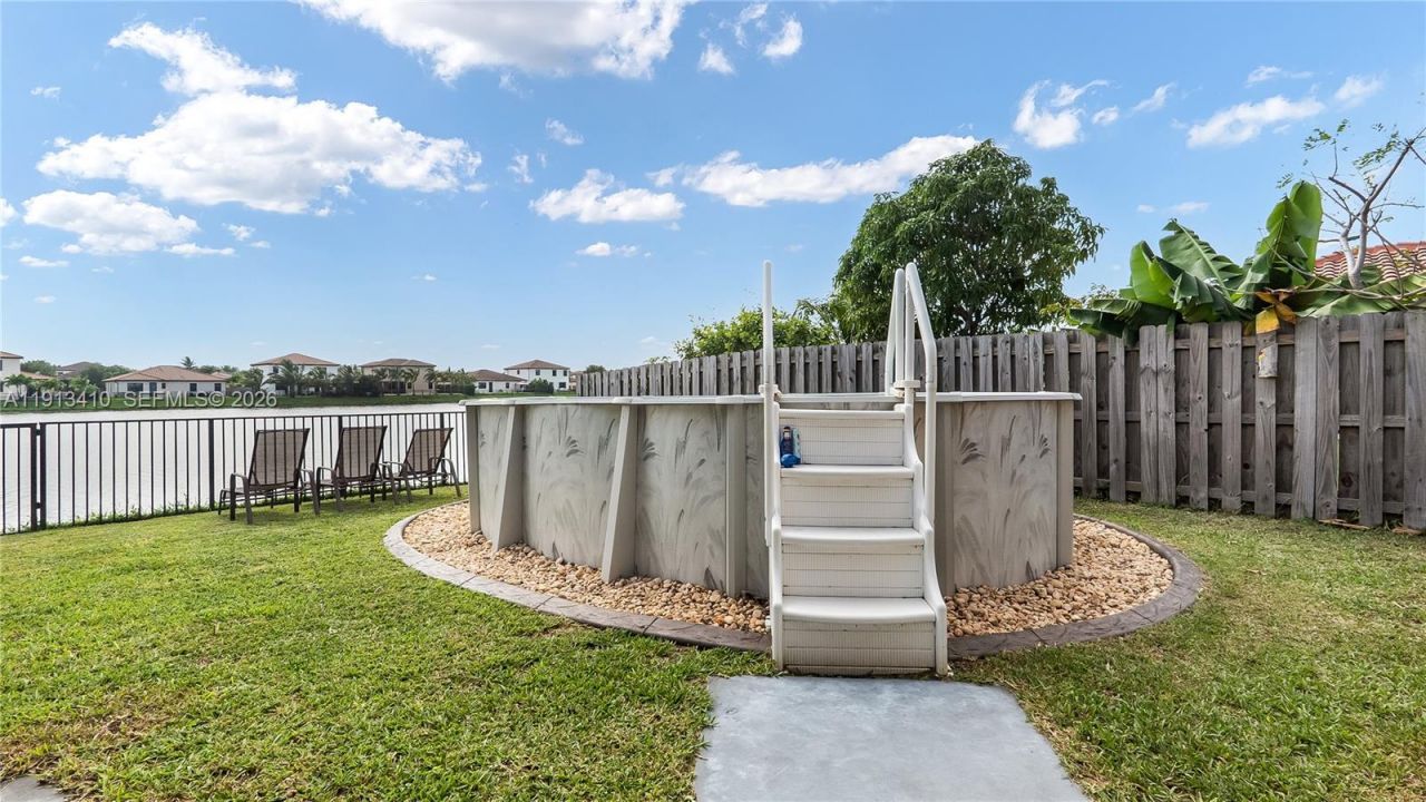 2490 SE 1st St, Homestead, FL 33033 Photo