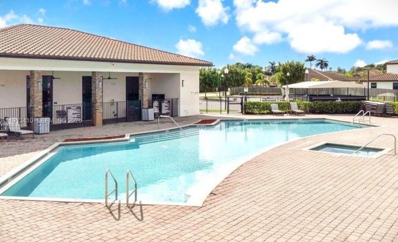 2490 SE 1st St, Homestead, FL 33033 Photo