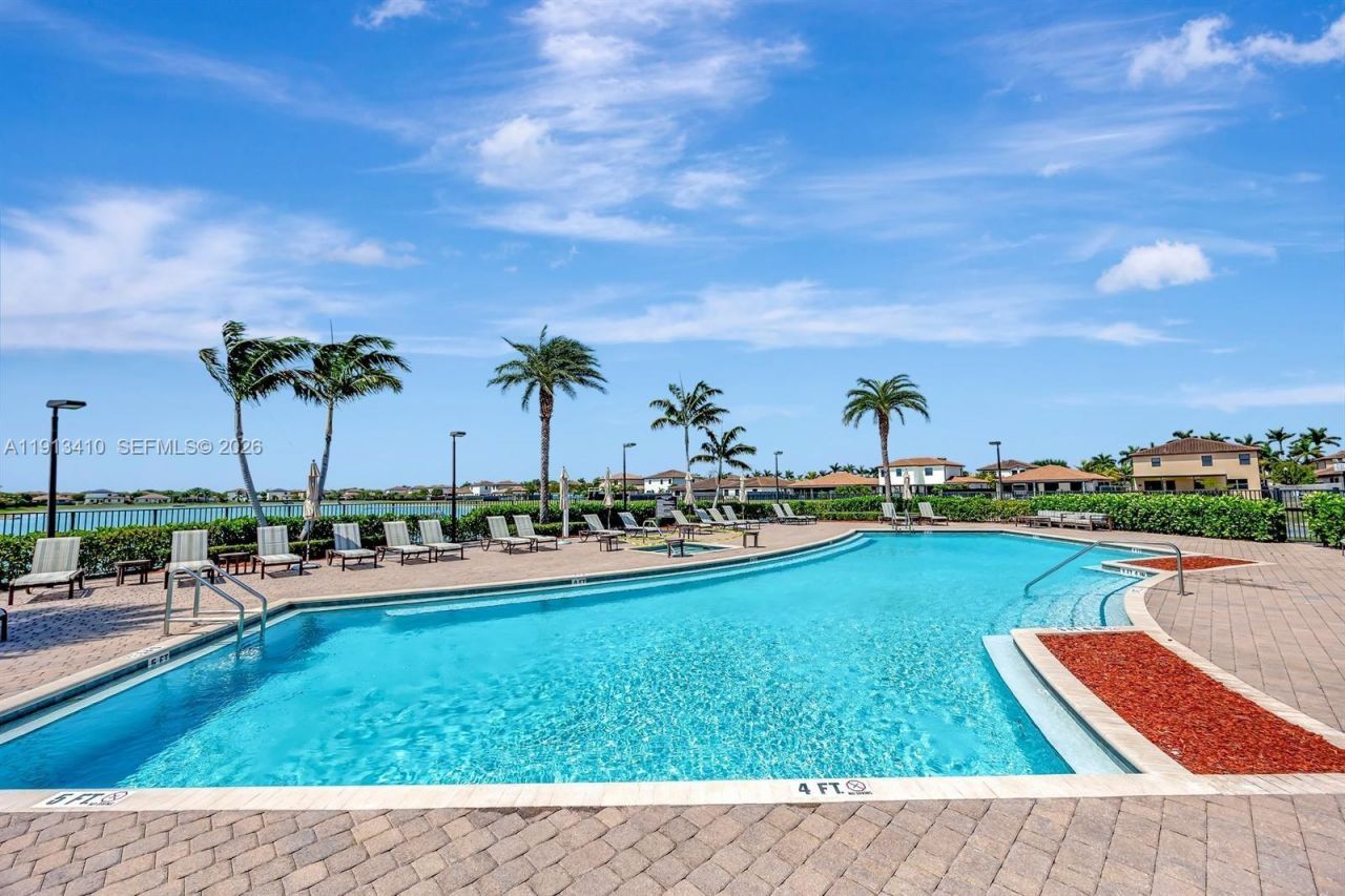 2490 SE 1st St, Homestead, FL 33033 Photo