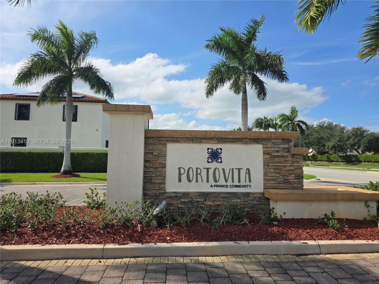 2490 SE 1st St, Homestead, FL 33033 Photo