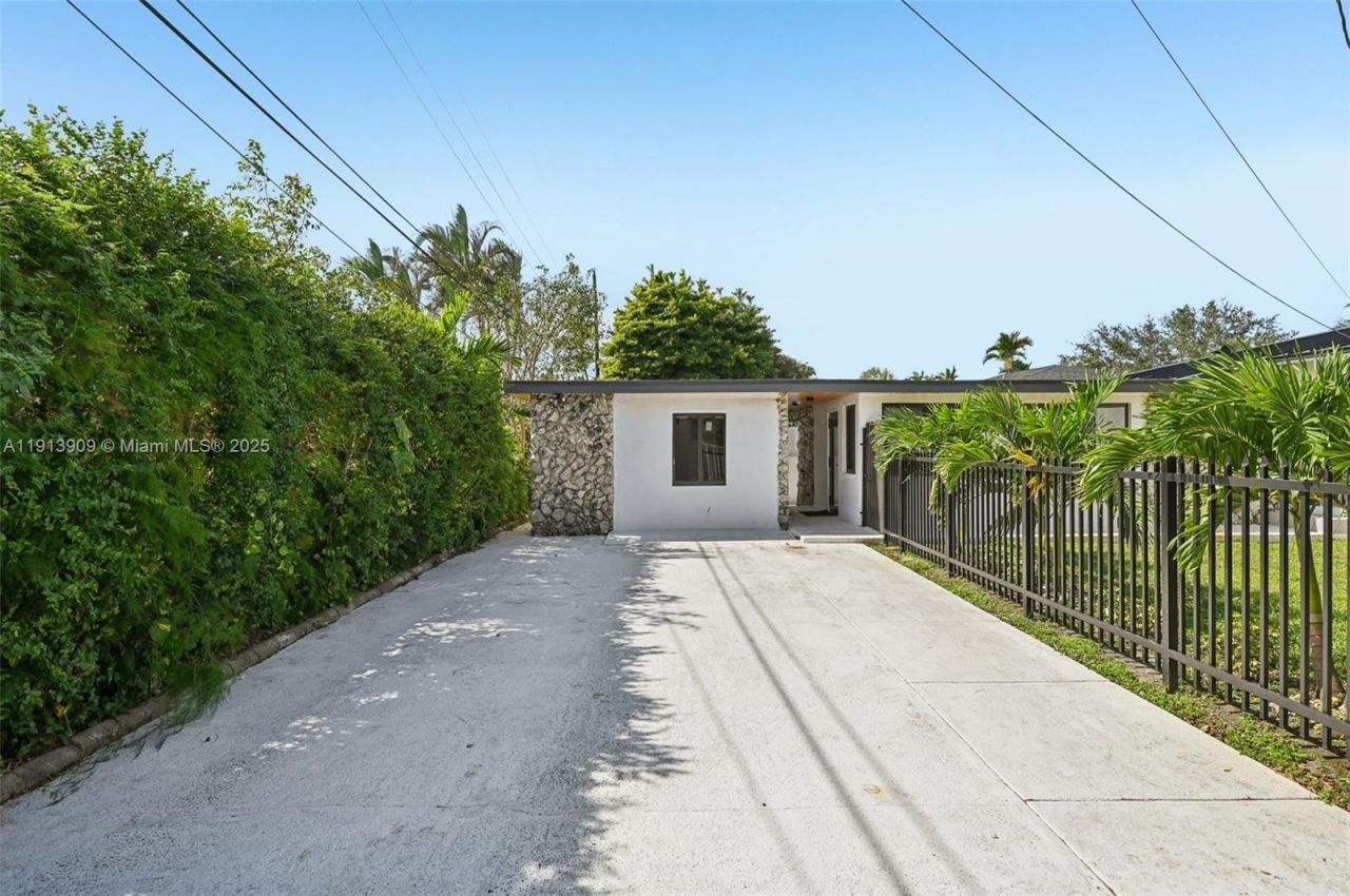 5152 SW 6th St, Coral Gables, FL 33134 Photo