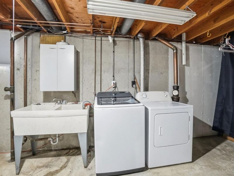2465 Owlcrest Drive, Colerain Township, OH 45231 Photo 52