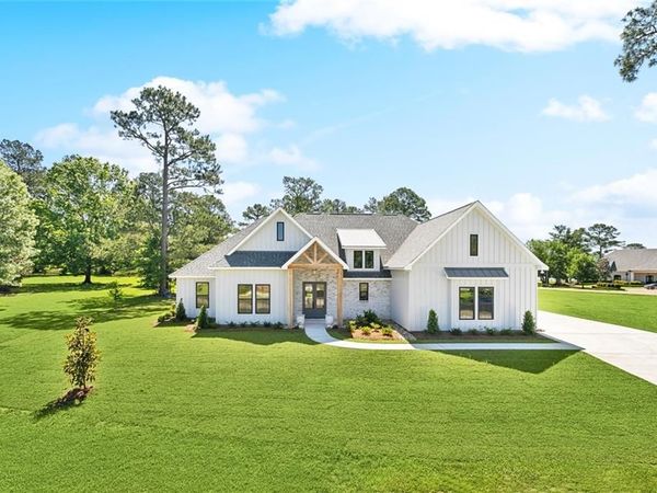 605 NORTHWOODS Drive, Abita Springs, LA 70420