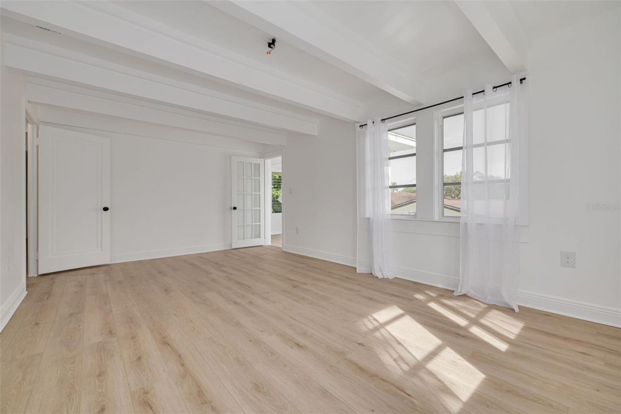 925 16th Avenue N, Saint Petersburg, FL 33704 Photo