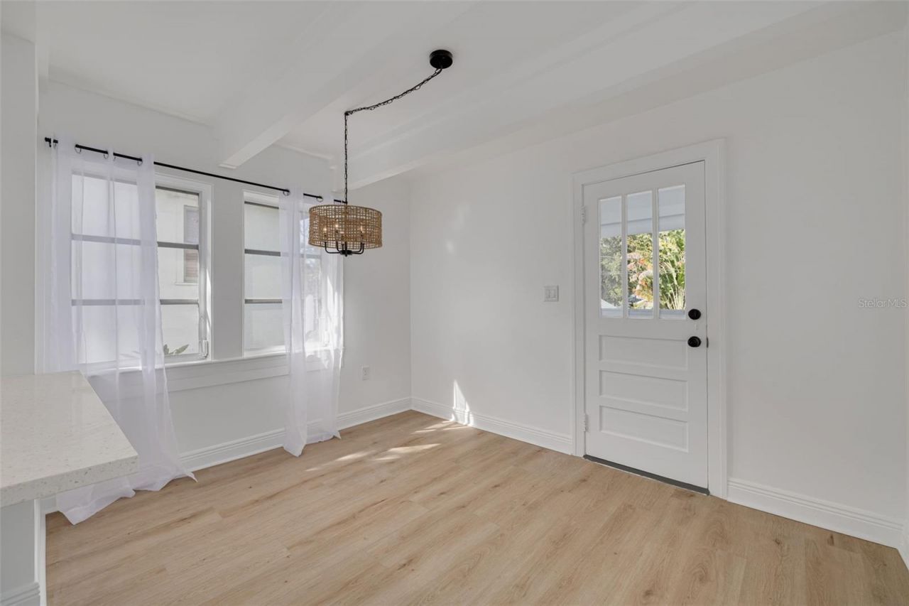 925 16th Avenue N, Saint Petersburg, FL 33704 Photo