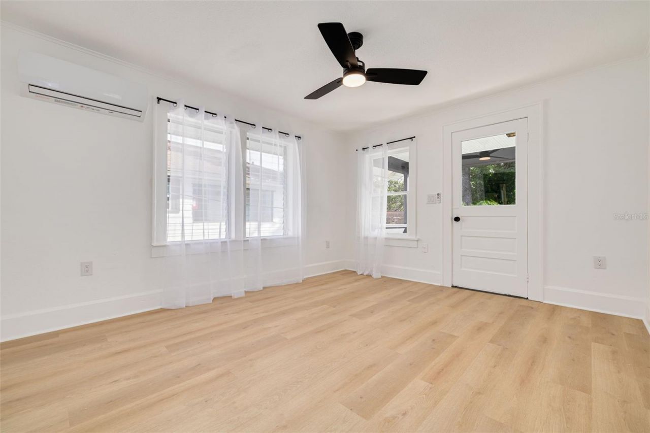 925 16th Avenue N, Saint Petersburg, FL 33704 Photo