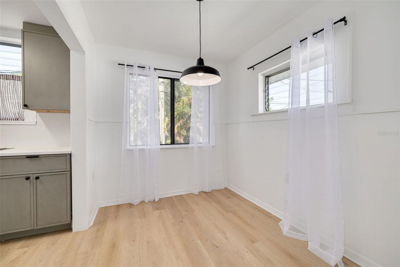 925 16th Avenue N, Saint Petersburg, FL 33704 Photo