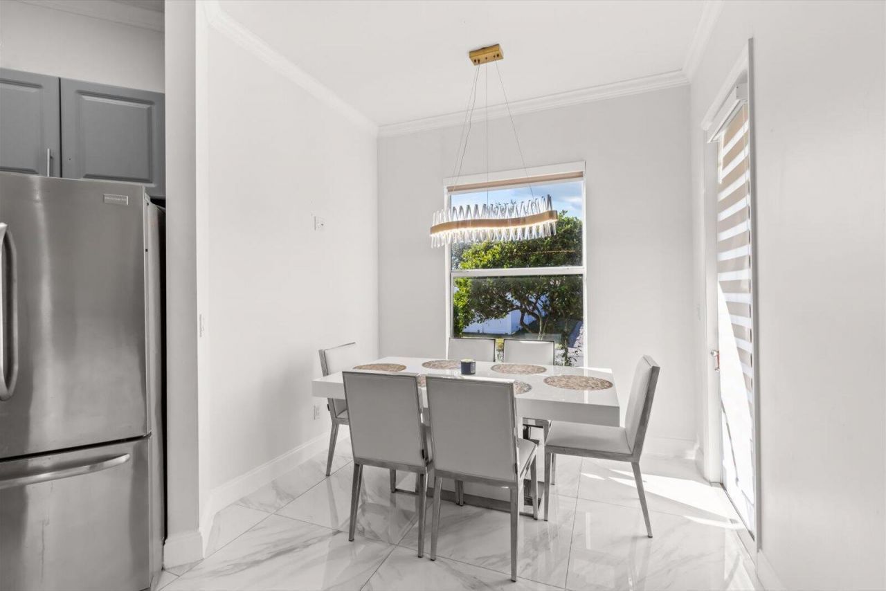 10880 SW Stephanie Way, Port Saint Lucie, FL 34987 Photo