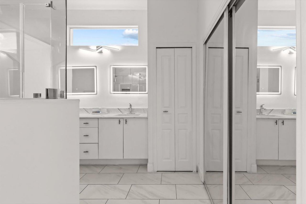 10880 SW Stephanie Way, Port Saint Lucie, FL 34987 Photo