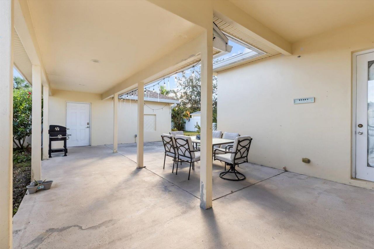 10880 SW Stephanie Way, Port Saint Lucie, FL 34987 Photo