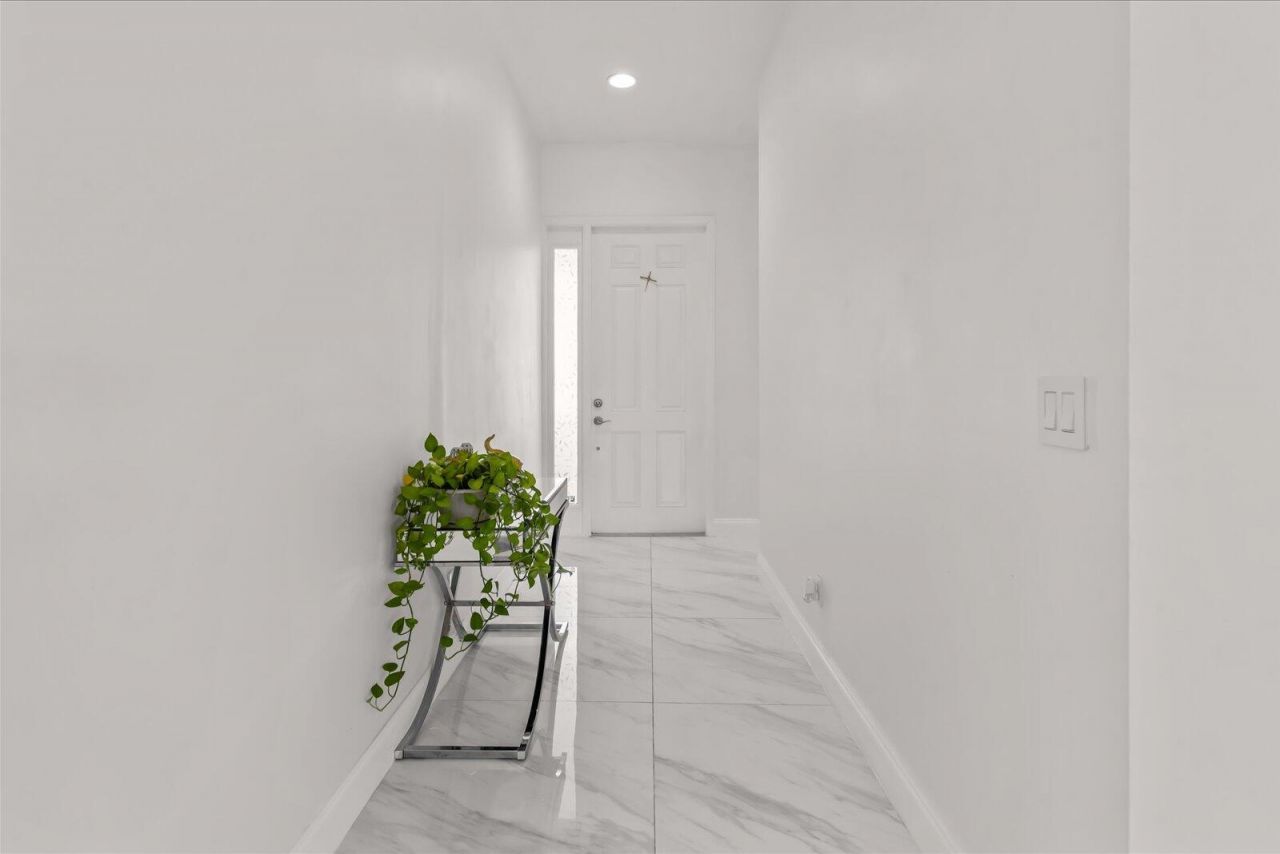 10880 SW Stephanie Way, Port Saint Lucie, FL 34987 Photo