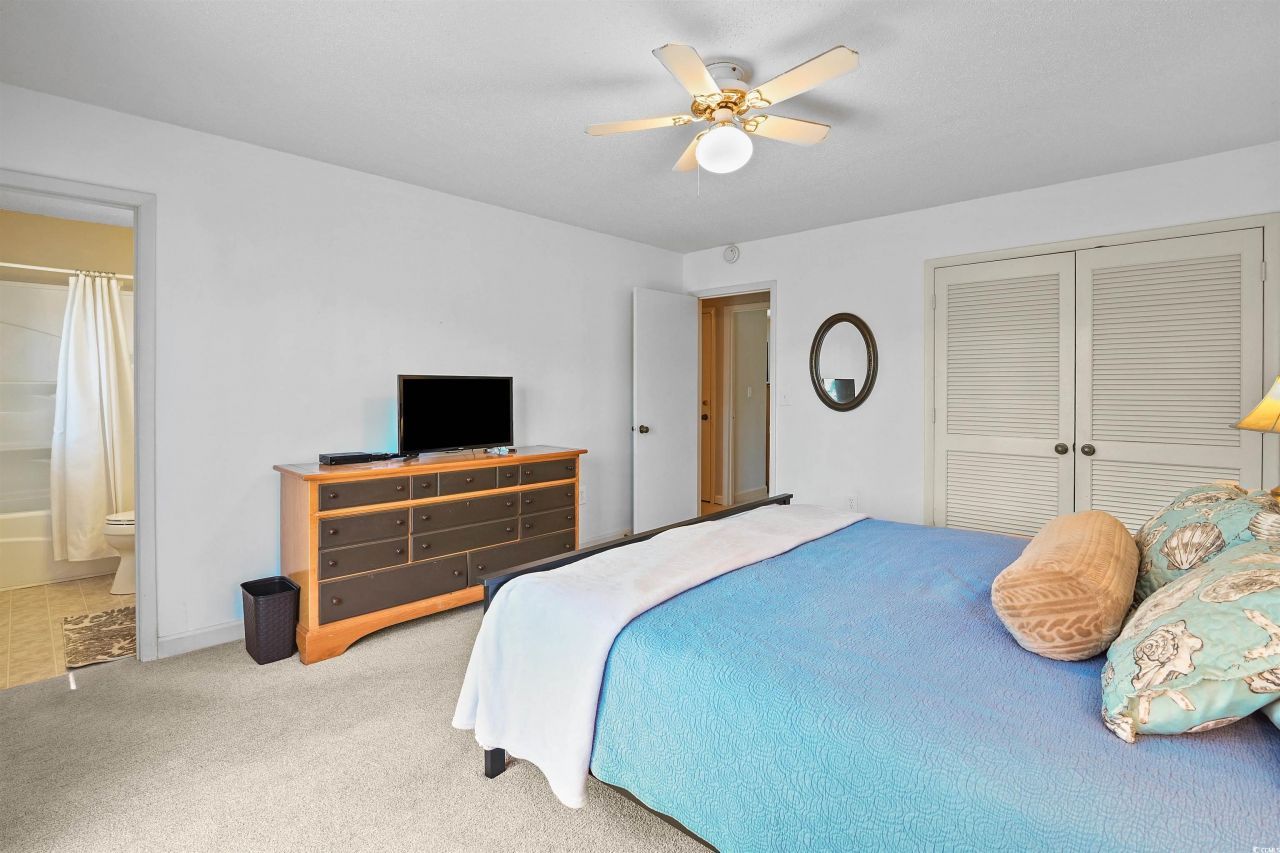 910 Villa Dr. Photo 21