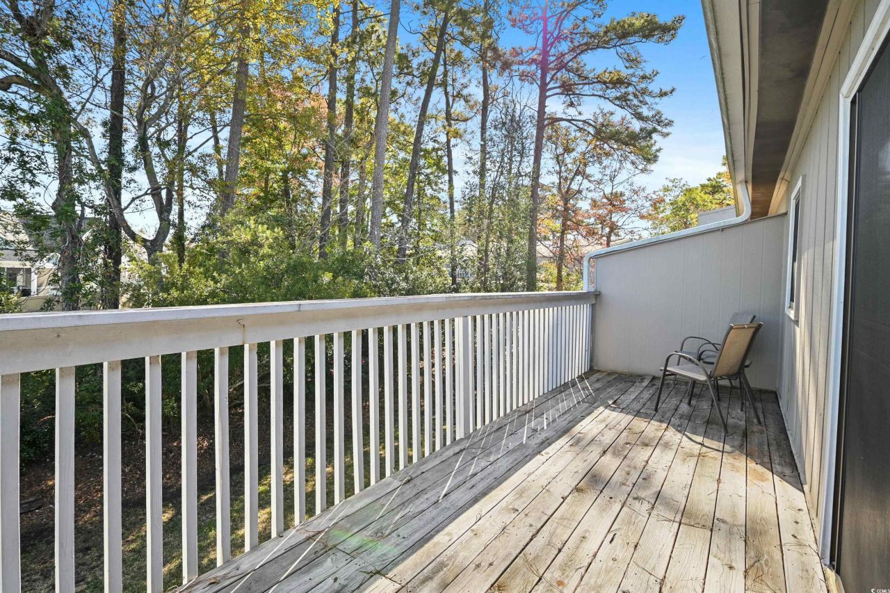 910 Villa Dr. Photo 30