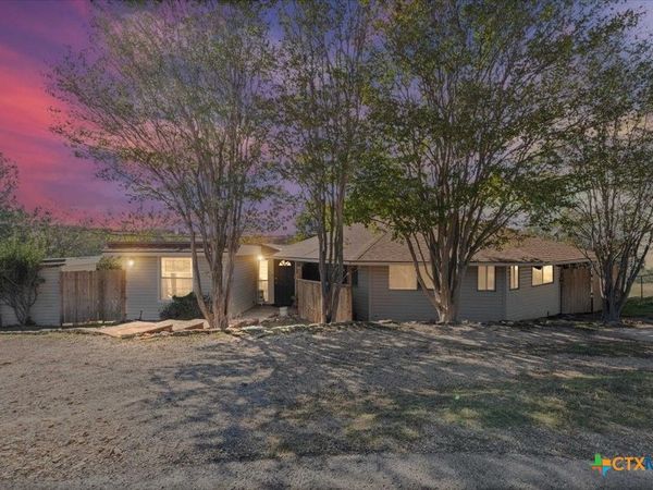 1213 County Road 130, Burnet, TX 78611