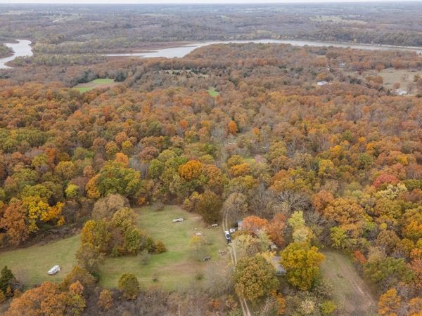 111 N 181, Everton, MO 65646