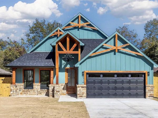 8316 Sussex Street, White Settlement, TX 76108