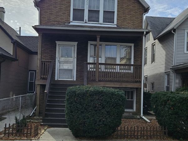 4171 W Eddy Street, Chicago, IL 60641
