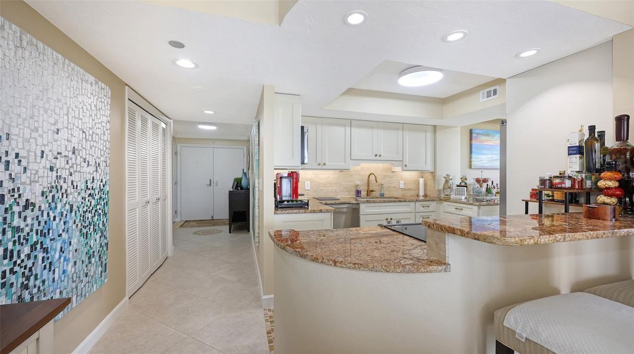 775 Longboat Club Road, Unit 304, Longboat Key, FL 34228 Photo