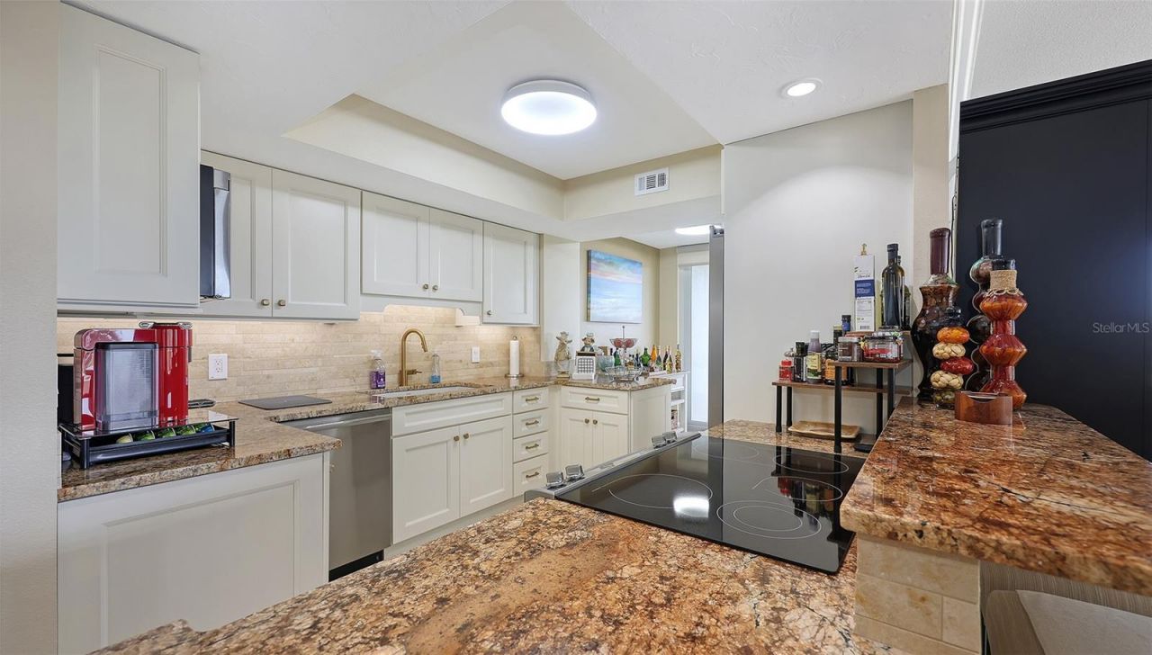 775 Longboat Club Road, Unit 304, Longboat Key, FL 34228 Photo
