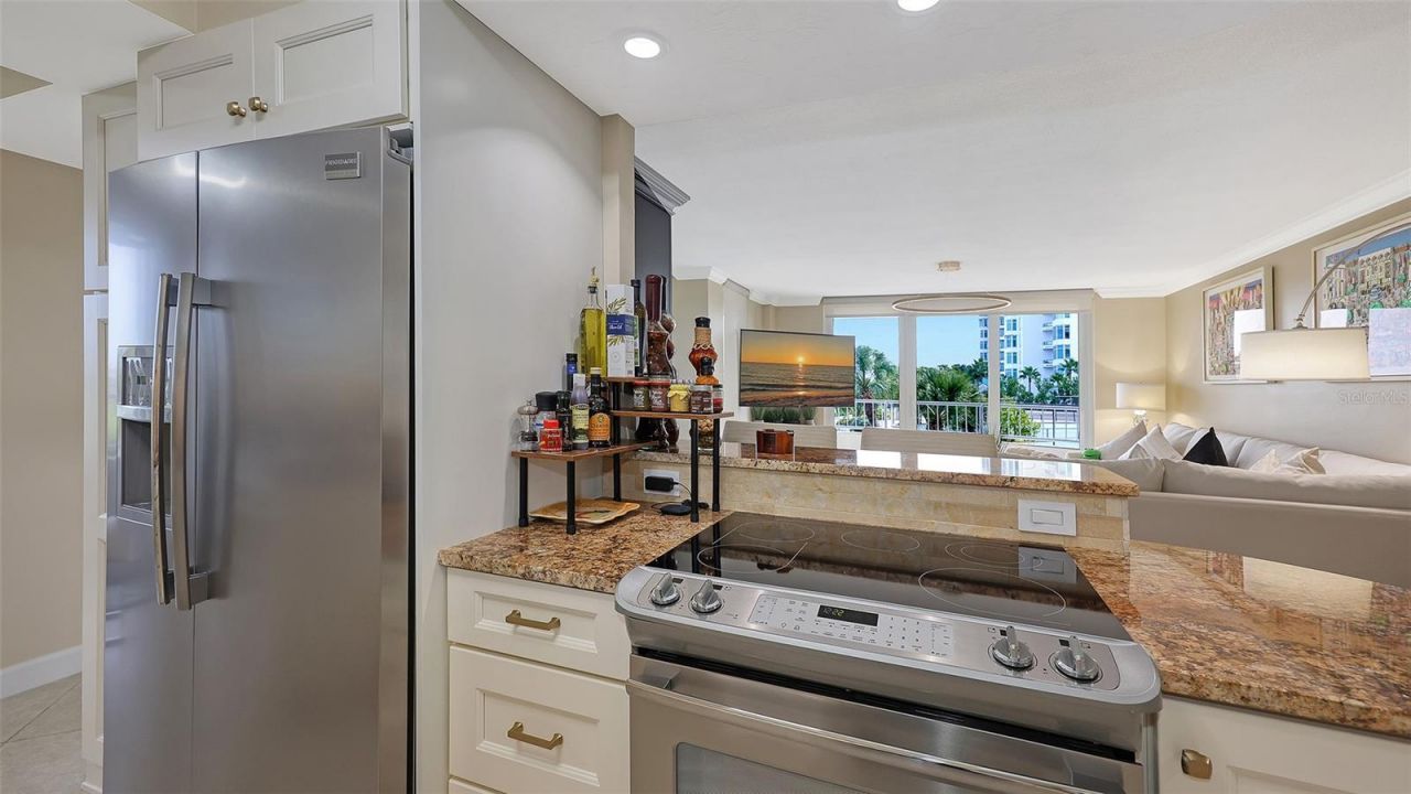775 Longboat Club Road, Unit 304, Longboat Key, FL 34228 Photo