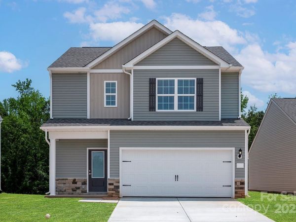 3435 Robindale Drive , Winston Salem, NC 27107