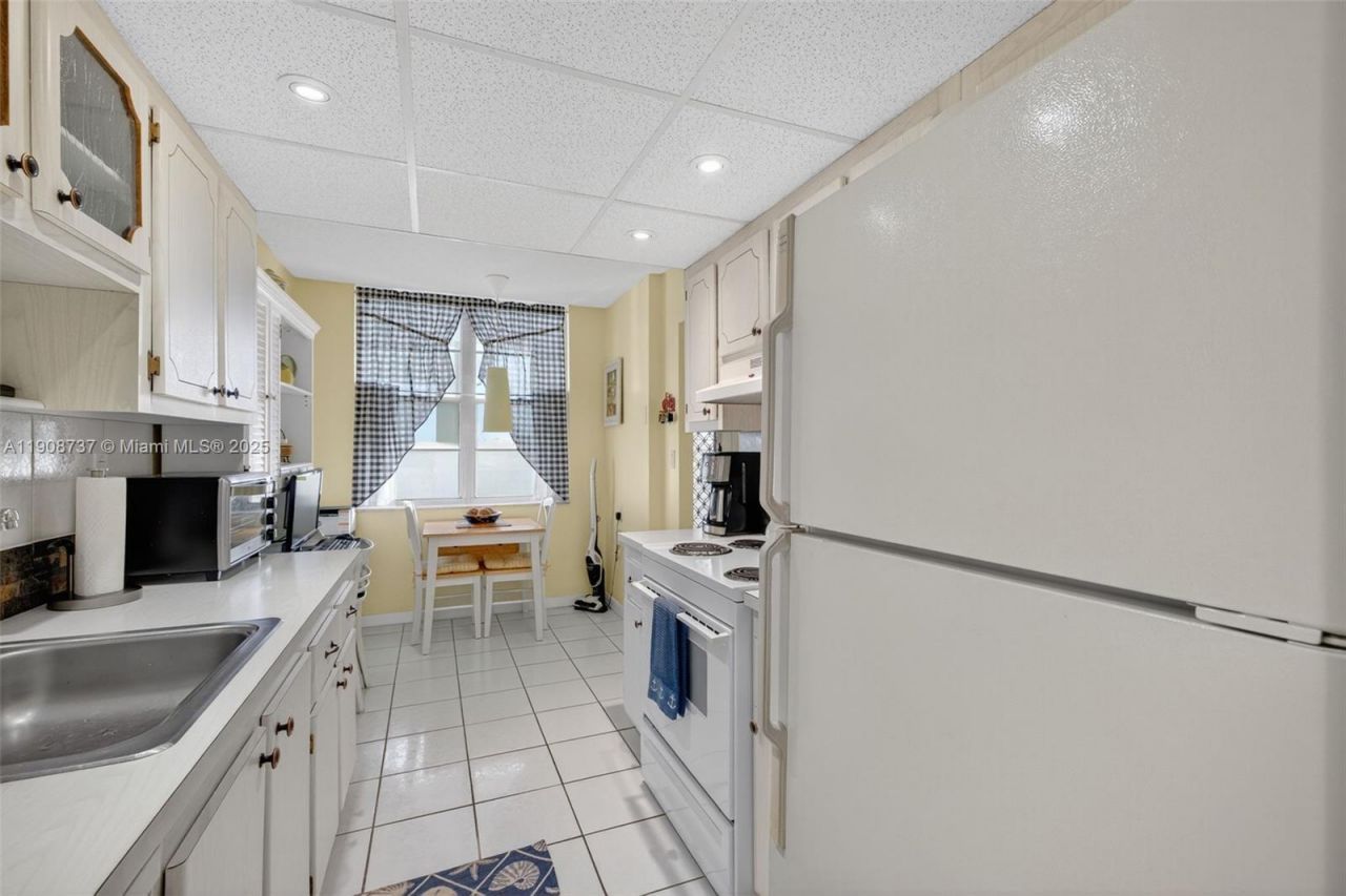 2901 NW 48th Ave, Unit 468, Lauderdale Lakes, FL 33313 Photo