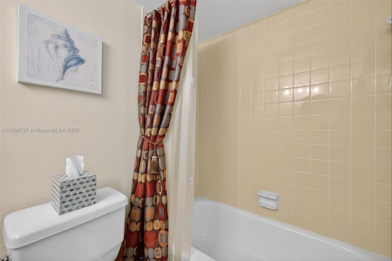 2901 NW 48th Ave, Unit 468, Lauderdale Lakes, FL 33313 Photo