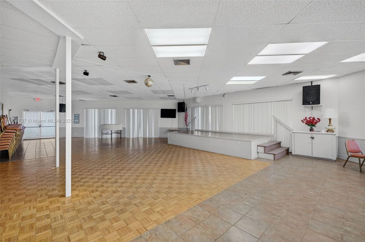 2901 NW 48th Ave, Unit 468, Lauderdale Lakes, FL 33313 Photo