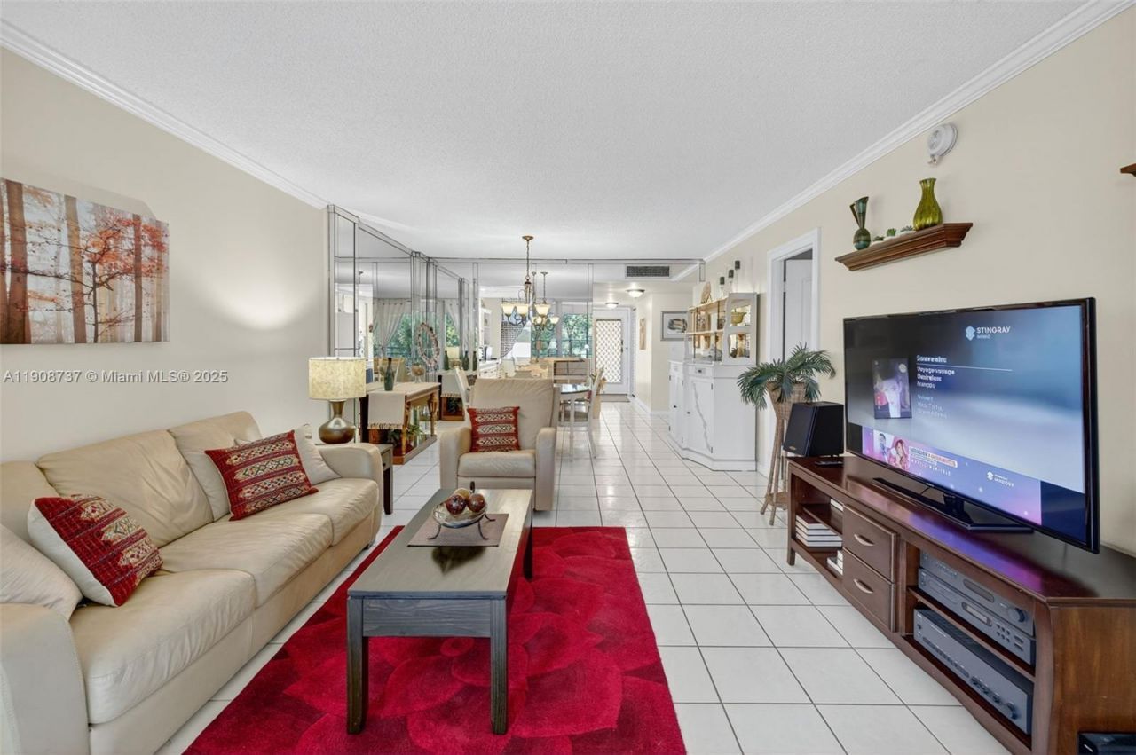 2901 NW 48th Ave, Unit 468, Lauderdale Lakes, FL 33313 Photo