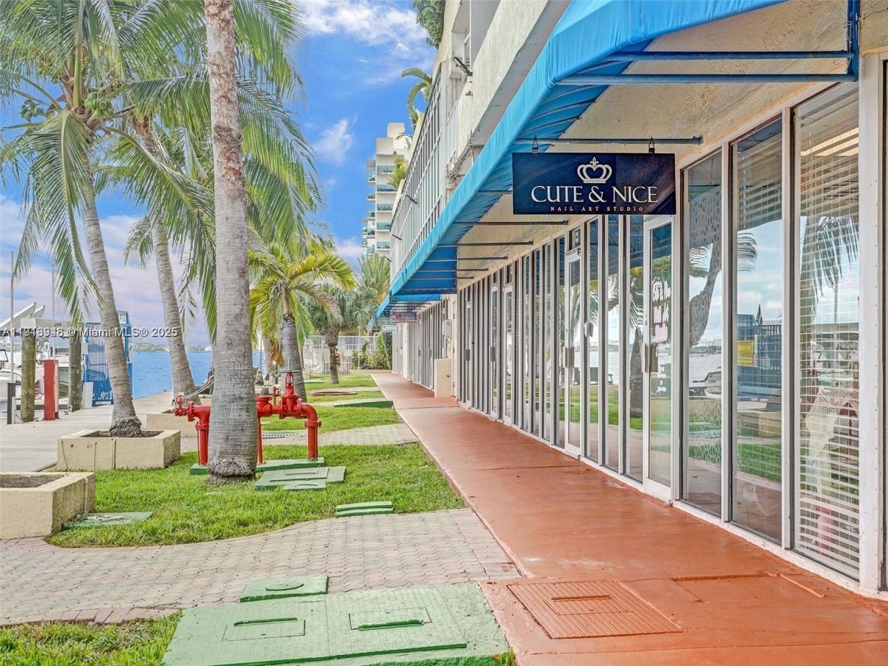 7601 E Treasure Dr, Unit 406, North Bay Village, FL 33141 Photo