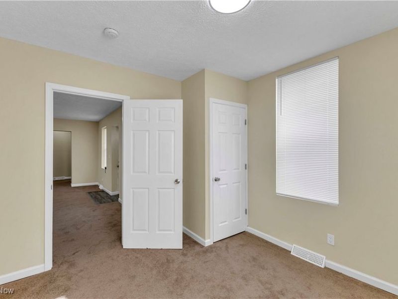2400 Oberlin Avenue, Lorain, OH 44052 Photo 10