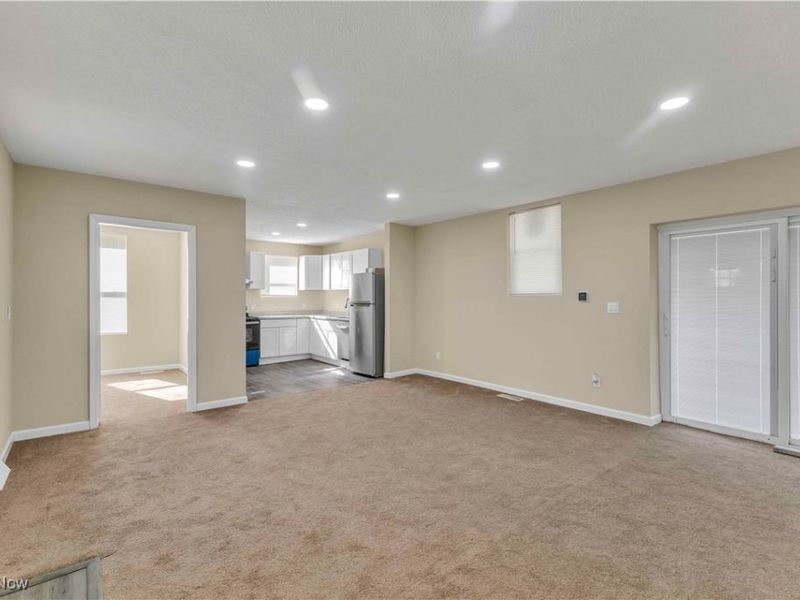 2400 Oberlin Avenue, Lorain, OH 44052 Photo 3