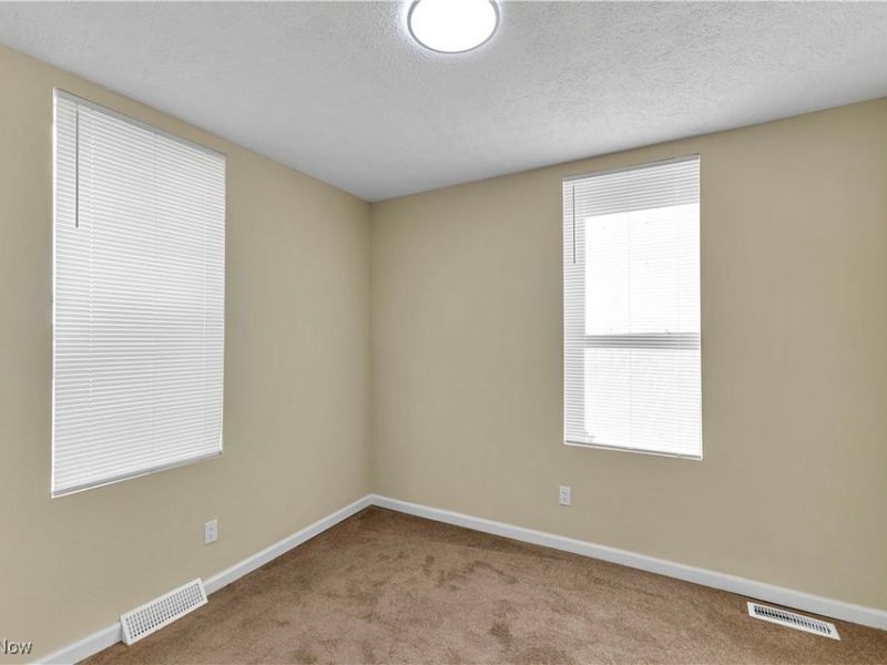 2400 Oberlin Avenue, Lorain, OH 44052 Photo 9