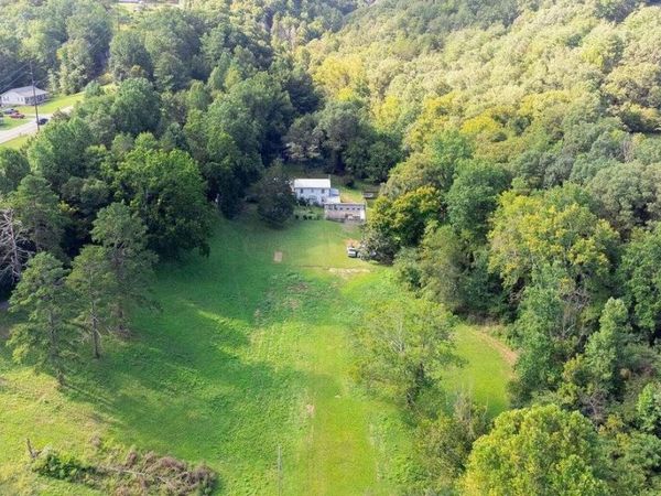 288 Zachary Rd, Sneedville, TN 37869