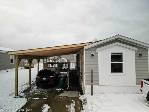 1303 Windridge Lane, Fremont, MI 49412