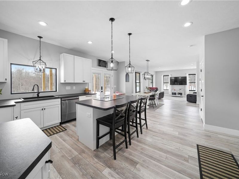 4620 Pioneer Trail, Mantua, OH 44255 Photo 2