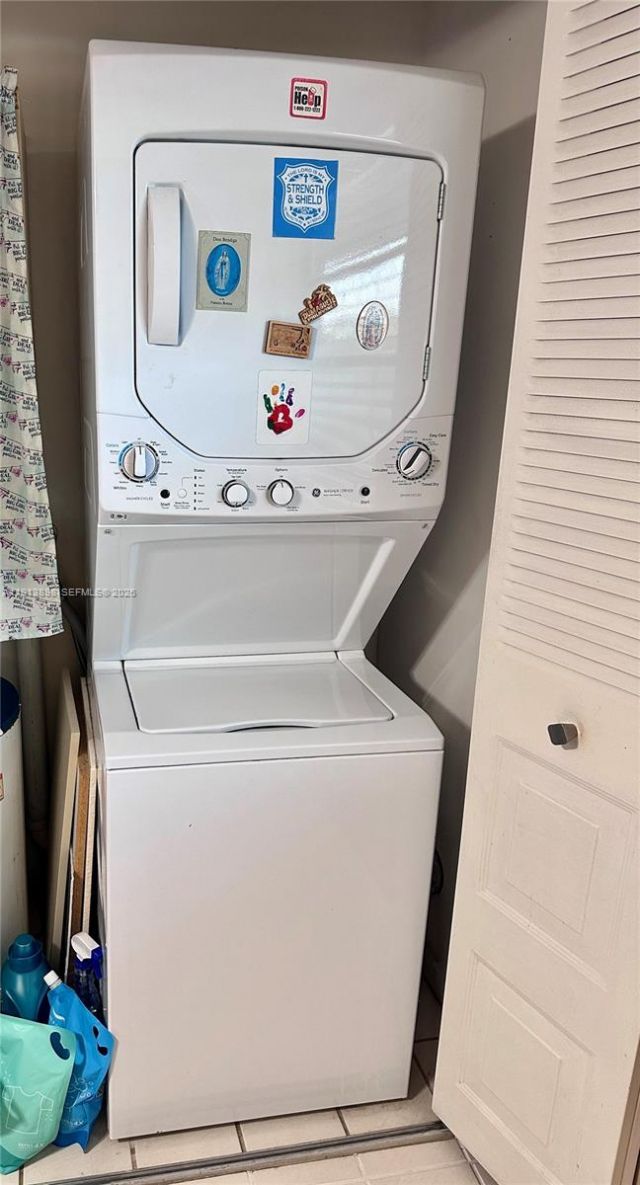 7690 NW 18th St, Unit 303, Margate, FL 33063 Photo